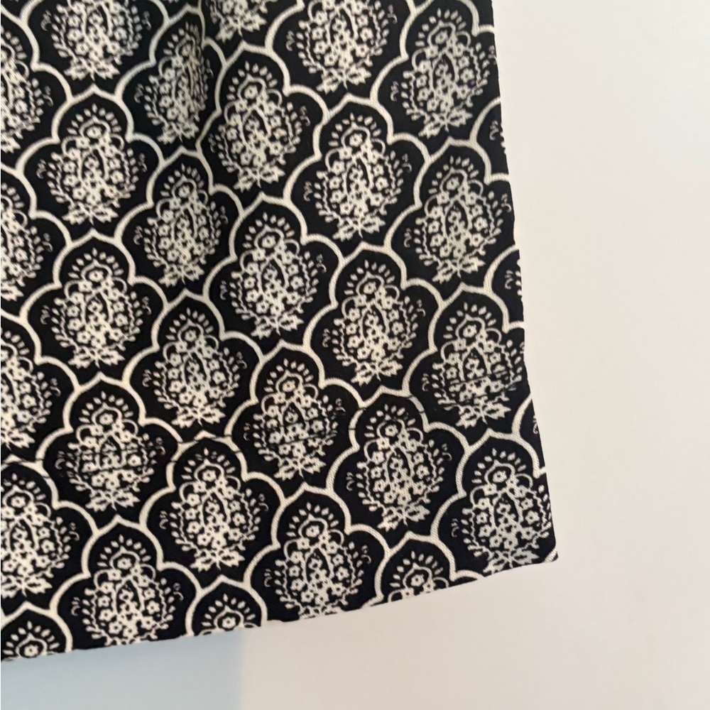 NWOT Loft Black & Cream Boho Style Mini Career Skirt Size 10 - Picture 3 of 7